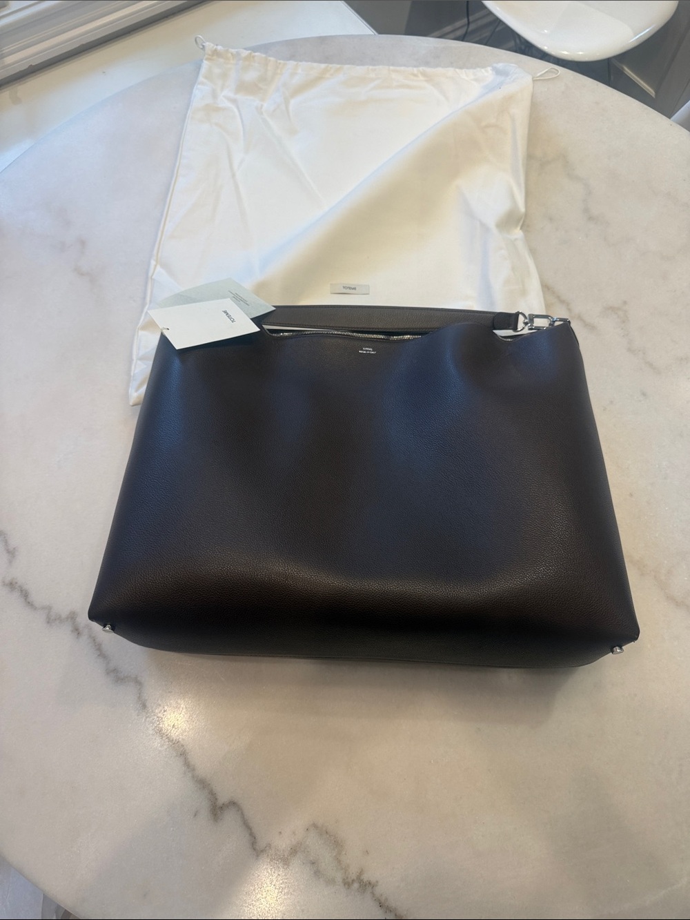 NWT TOTEME beveled grained Leather Shoulder Bag with Silver Hardware in pepper